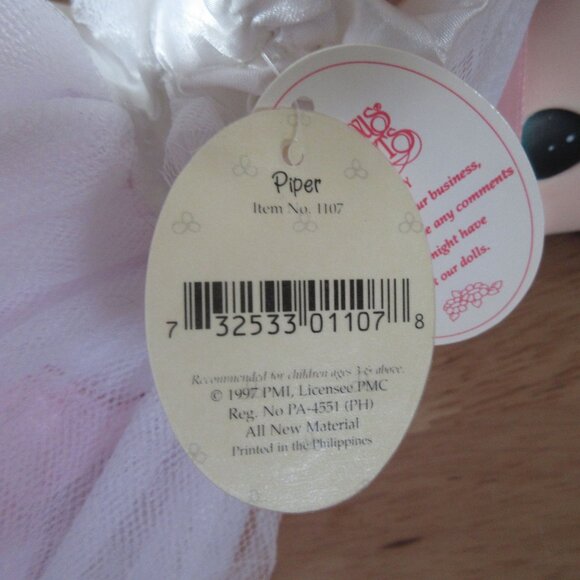 Precious Moments - 16" Doll - Piper #1107 Vintage 1997 - Picture 8 of 8